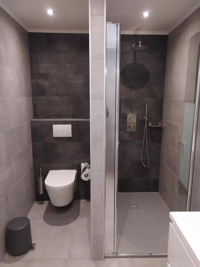 Family Inn Каатсхойвел Экстерьер фото