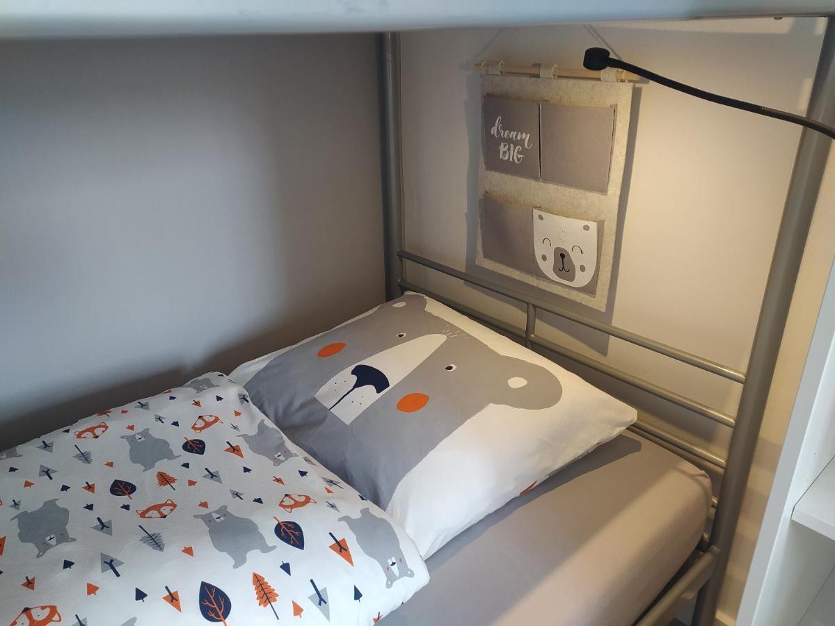 Family Inn Каатсхойвел Экстерьер фото